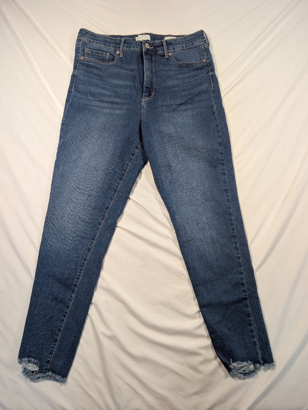 Sofia Jeans by Sofia Vergara "Rosa" Curvy Super High-Rise Ankle Jeans
